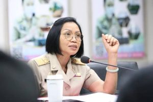 ประชุมหารือร่วมกับหัวหน้าช่างประจำโซน ที่ได้รับมอบหมายให้ดูแลงานโครงสร้างพื้นฐาน 32 อำเภอ